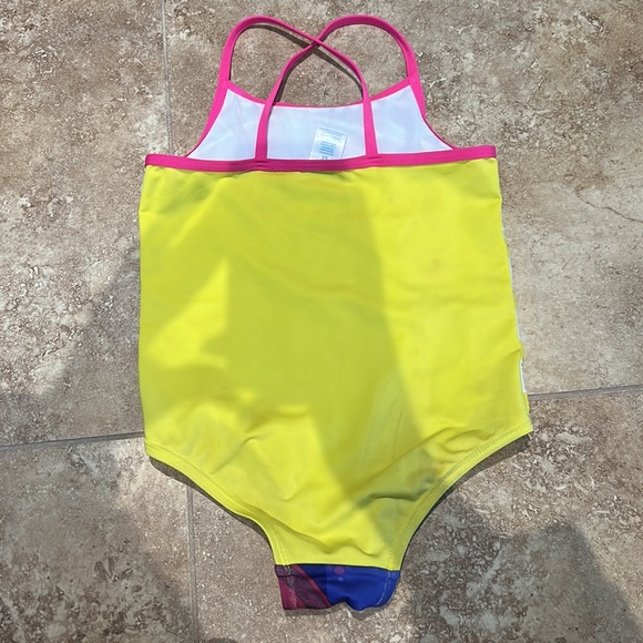 Frozen bathing suit size 6 kids - Picture 3 of 3